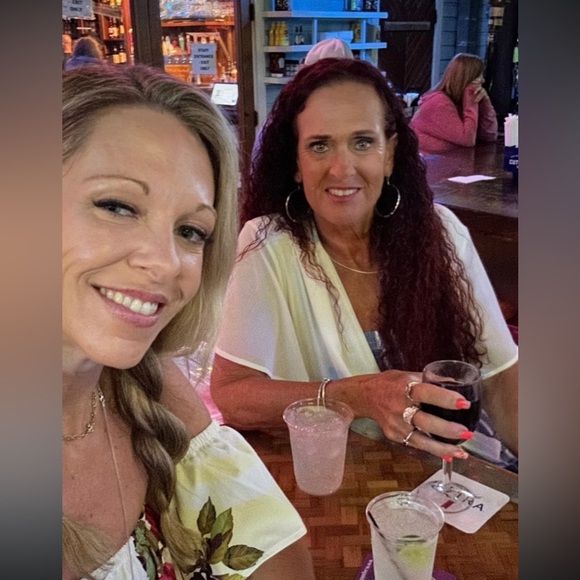 Meet your Posher, Misty - Picture 6 of 16